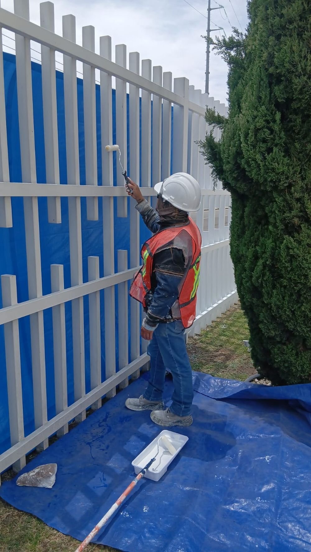 Preparación y primera mano de recubrimiento